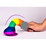 Consolador Con Chupa Lgtb Colours Pride - Imagen 3